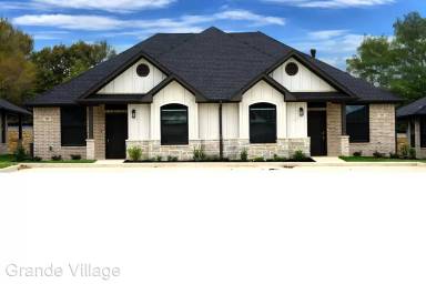 Main picture of 2151 W Grande Blvd