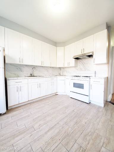 Main picture of 70 Bostwick Ave