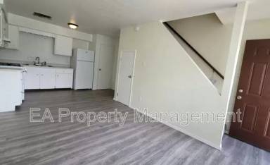 Main picture of 336 Grove St SE