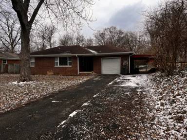 Main picture of 6819 E Pleasant Run Parkway South Dr