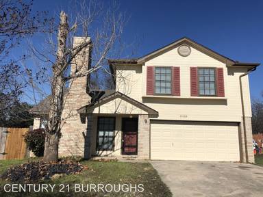 Main picture of 6419 Chimney Nest