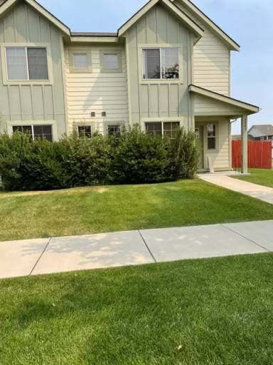 Main picture of 3803 Pipestone St