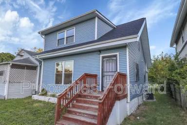 Main picture of 908 E 12th Ave