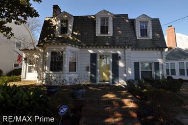 Main picture of 6047 Eastwood Ter