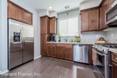 Main picture of 2890 Silver Medal Rd