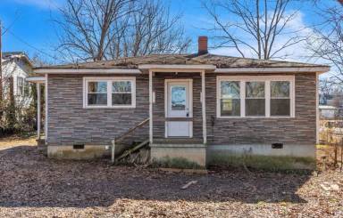 Main picture of 607 N 2nd St