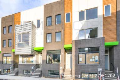 Main picture of 1117 N Hope St