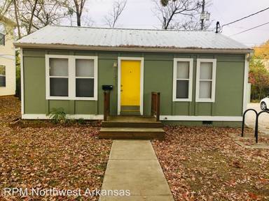 Main picture of 1205 N Oakland Ave