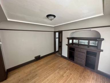 Main picture of 3864 N 7th St