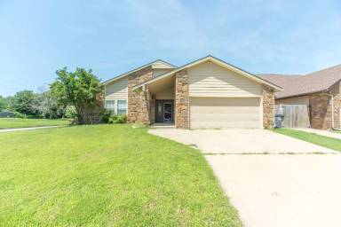 Main picture of 7426 S 89th East Ave