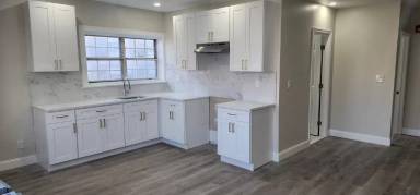 Main picture of 6900 Cedar Park Ave