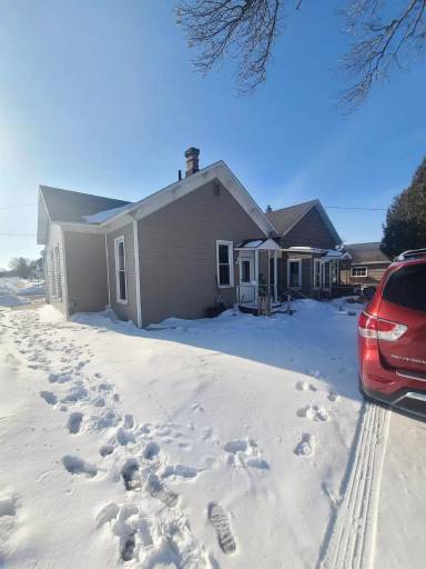 Main picture of 1001 Cook St