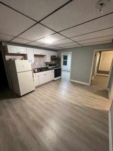 Main picture of 98 Japonica St