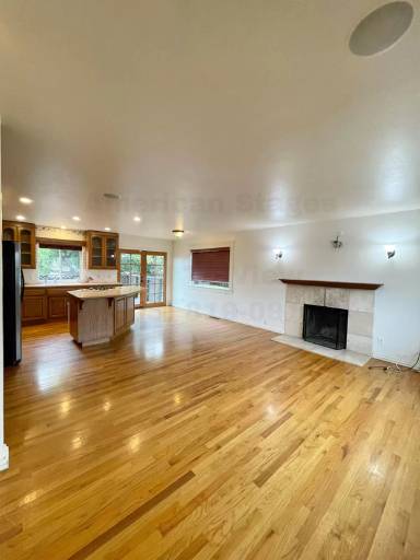 Main picture of 1501 W Lemon Ave