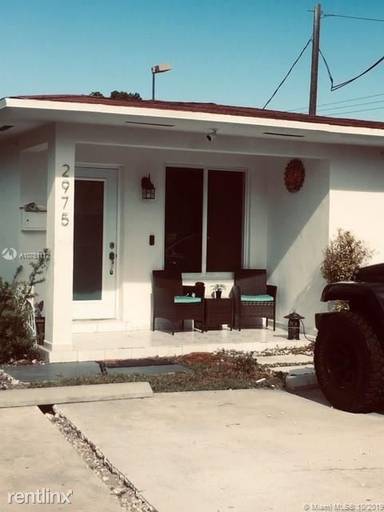 Main picture of 2941 SW 36th Ave