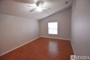 Main picture of 9633 Blowing Rock Cir N