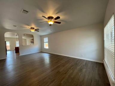 Main picture of 129 Crane Crest Dr