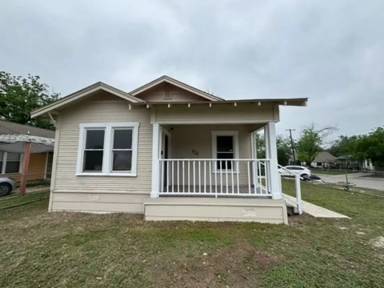 Main picture of 420 Clark Ave