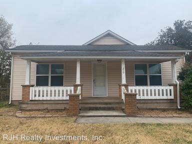 Main picture of 210 N 4th St