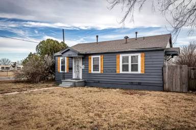 Main picture of 1802 NW Lake Ave