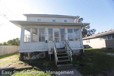Main picture of 610 E Main St