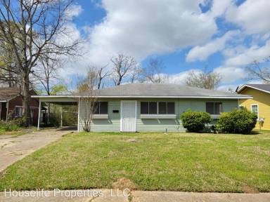 Main picture of 8412 David Dr
