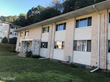 Main picture of 289 S Elm St