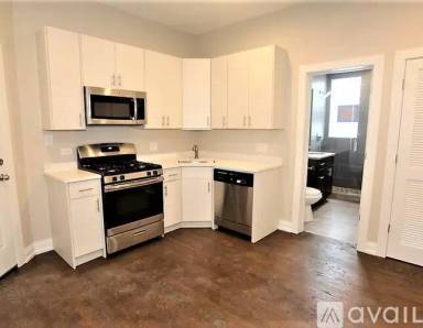 Main picture of 2945 W Diversey Ave