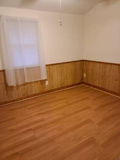 Main picture of 6238 W River Rd S