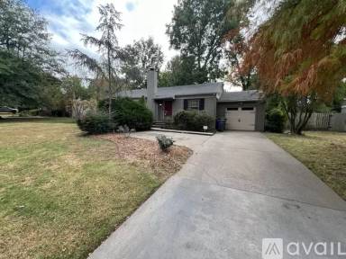 Main picture of 1530 E 37th Pl