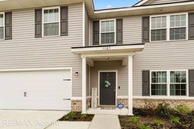Main picture of 1103 Marne Blvd
