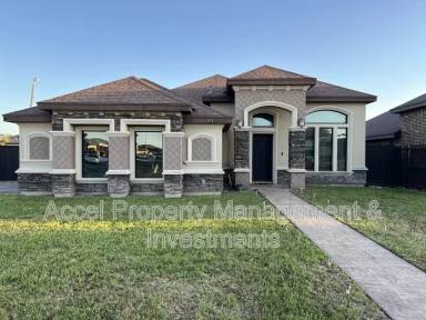 Main picture of 312 Kika de la Garza St