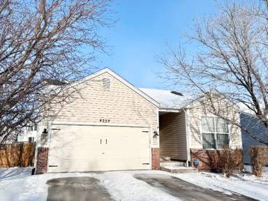 Main picture of 8255 Silver Glen Dr