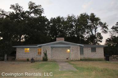 Main picture of 2 Oakmont Cir