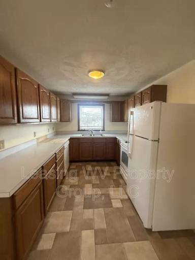 Main picture of 2806 Putnam Ave