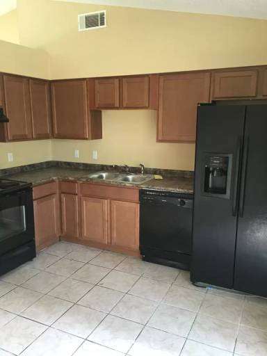 Main picture of 4934 Red Willow Ave