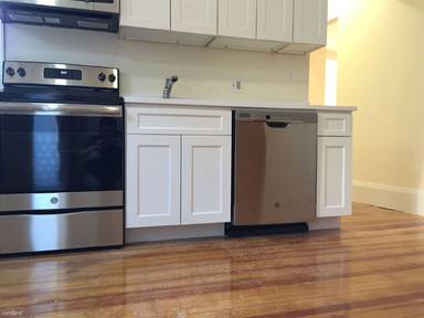 Main picture of 21 Englewood Ave