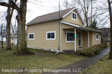 Main picture of 222 E Lincoln St