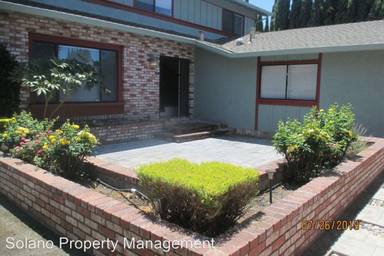 Main picture of 3583 Larchmont Ct