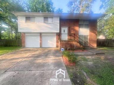 Main picture of 2222 Riverford Dr