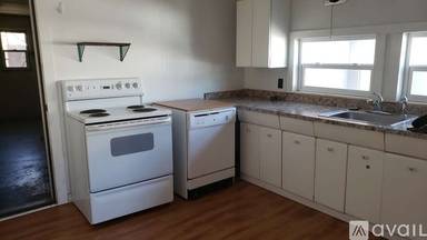 Main picture of 464 SE 10th St