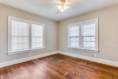 Main picture of 456 N Roosevelt St