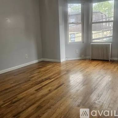 Main picture of 202 Main St