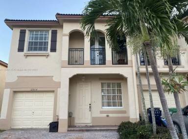 Main picture of 12876 SW 133rd Ter