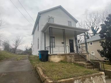 Main picture of 1320 6th St SE