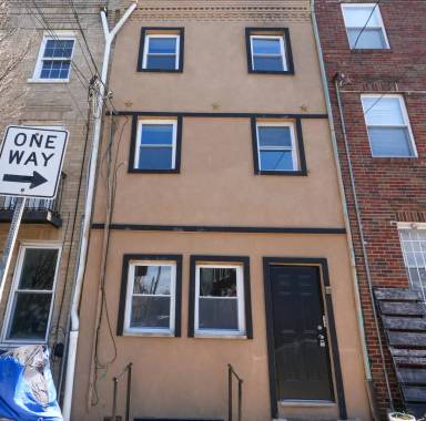 Main picture of 1335 S 8th St