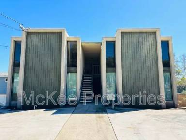 Main picture of 301 San Elijo St