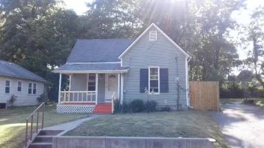Main picture of 712 N 6th St