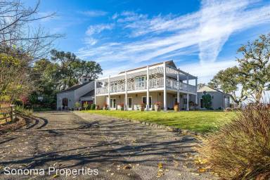 Main picture of 7850 Sonoma Mountain Rd