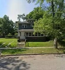 Main picture of 614 E Broadway St